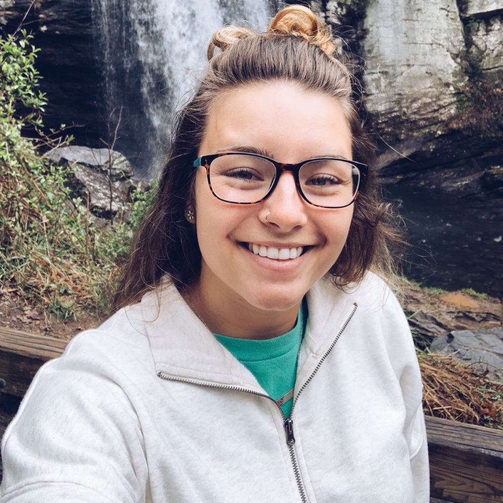 Meet your Posher, Makayla